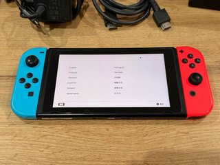 Nintendo Switch Completa Azul y Rojo