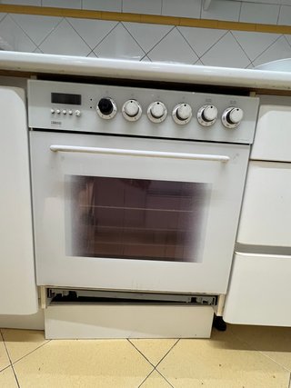 Horno encastrable Zanussi blanco