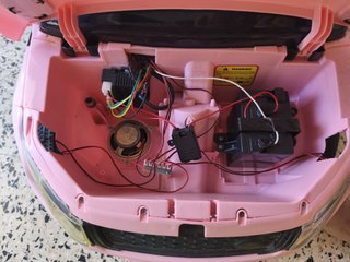 Coche eléctrico infantil rosa