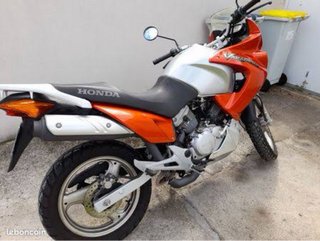 Honda Varadero XL 125 Adventure