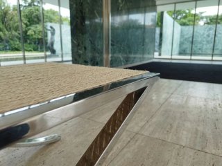 Butaca Barcelona Mies van der Rohe restaurada