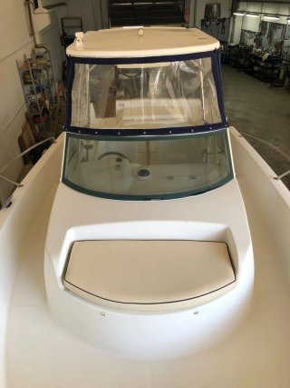 Barco Bénéteau Ombrine 700 1999 · 105cv volvo 210h