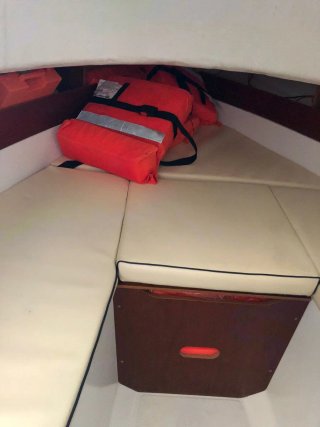 Barco Bénéteau Ombrine 700 1999 · 105cv volvo 210h