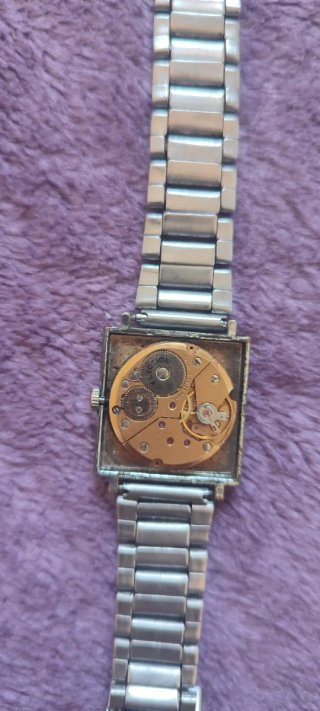 Reloj election