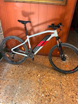 Bicicleta Eléctrica Blanca