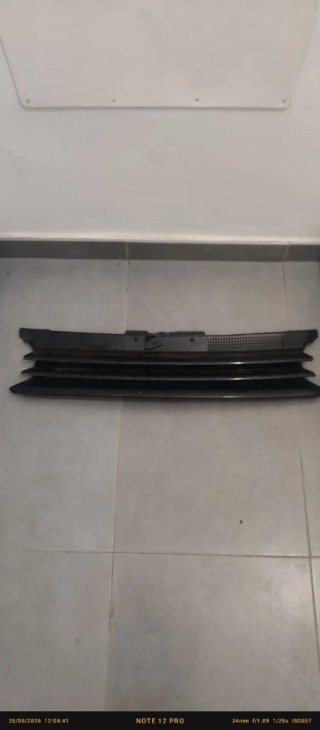 Rejilla Volkswagen Golf MK4