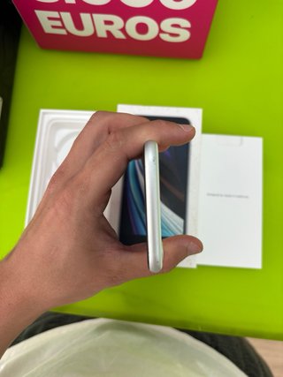 iPhone SE 2020 Negro
