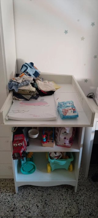 Cambiador de bebé blanco