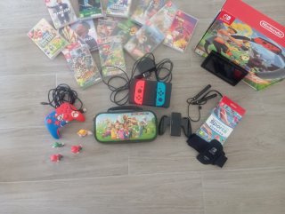 Consola Nintendo Switch + Juegos y Accesorios