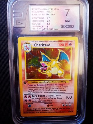 Charizard 1ed Base Set 7 NM