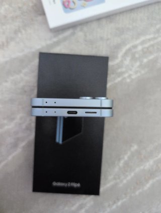 Samsung Galaxy Z Flip6 256GB