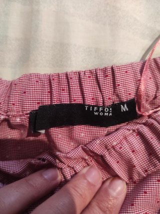 Blusa Tiffosi rosa con volantes