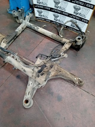 Puente delantero cuna motor Mercedes W638 112cdi