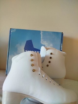 Botas de patinaje artístico blancas