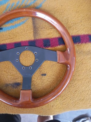 Volante madera coche clásico O.B.A.