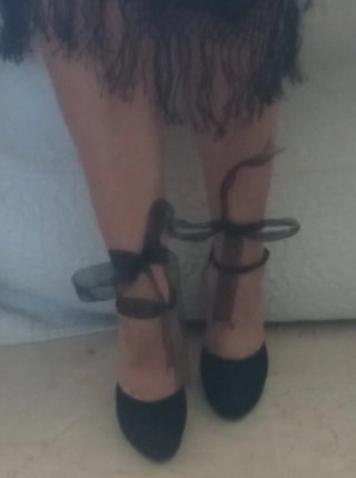 Tacones de piel ante negro