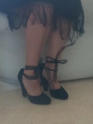 Tacones de piel ante negro