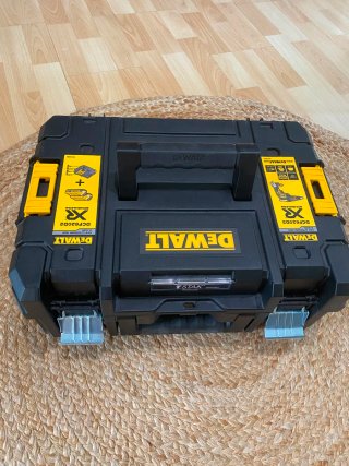 Caja de herramientas DeWalt