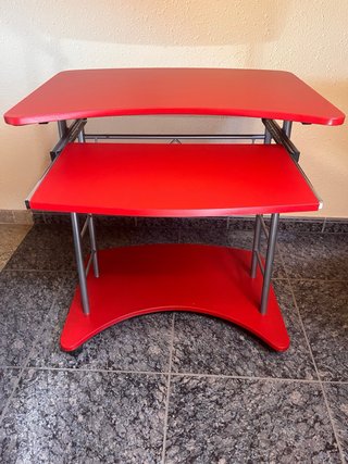 Conjunto escritorio y silla