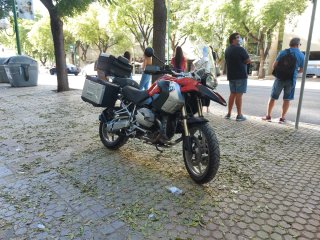 BMW R 1200 GS Roja y Plata