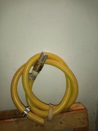 Bomba de agua eléctrica azul