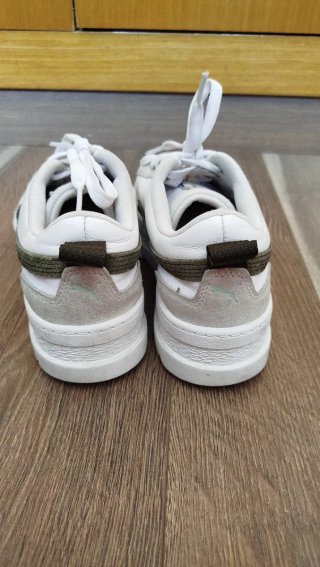 Zapatillas Puma Blancas y Verdes