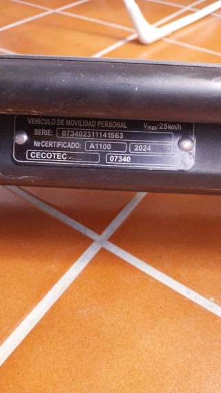 Patinete eléctrico adulto marca cecotec bongo.