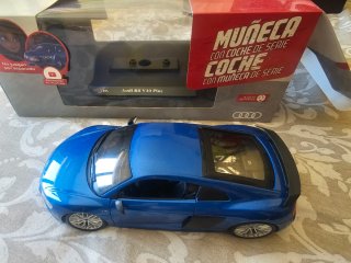 Audi R8 plus escala 1:18