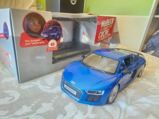Audi R8 plus escala 1:18