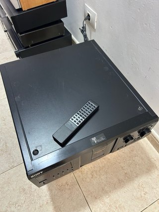 Reproductor CD Sony MegaStorage 300 CD