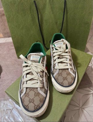 Scarpe da tennis Gucci beige e verdi