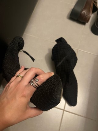 Botines de tacón negros