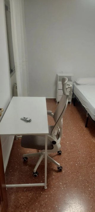 PISO PARA ESTUDIANTES EN AVENIDA DE MADRID –