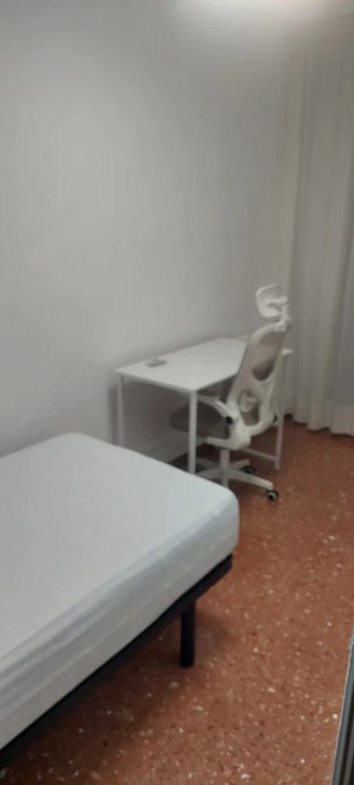 PISO PARA ESTUDIANTES EN AVENIDA DE MADRID –