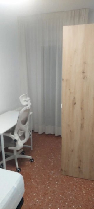 PISO PARA ESTUDIANTES EN AVENIDA DE MADRID –
