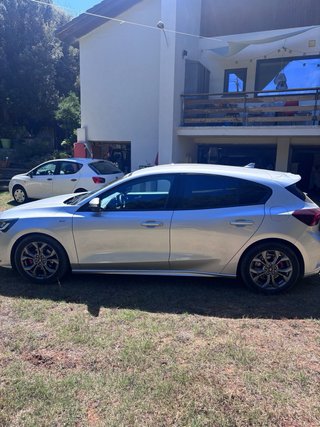 Ford Focus st-line 125cv 2024