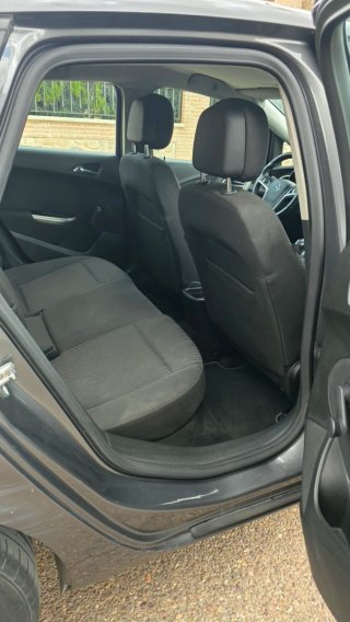 Opel Astra 2011