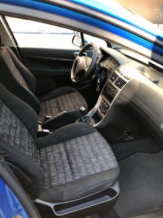 Peugeot 307 2004