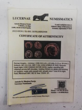 Confezione di antiche monete romane