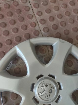 Tapacubos Peugeot 107
