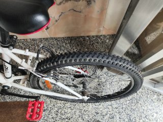 Bicicleta BTWIN Blanca