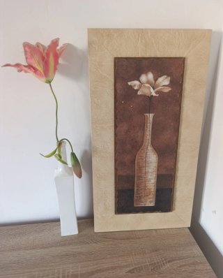 Cuadro decorativo flor y botella