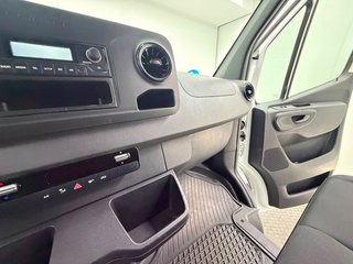 Mercedes Sprinter e-SPRINTER FURGON LARGO 50 Kw/h 116CV