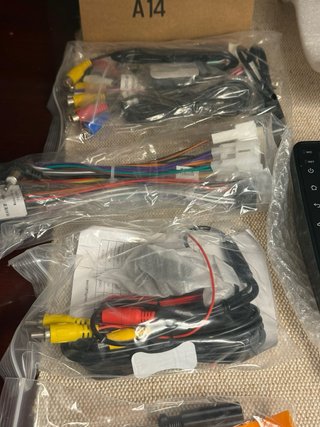 Infela AM53EU2025 Toyota Hilux Android CarPlay NEW