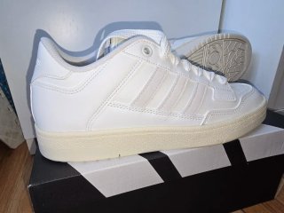 Adidas zapatillas Rapid Court Low W beige/blanco