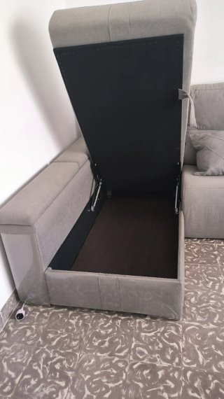 Sofá cheslong motorizado gris