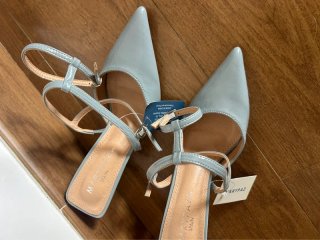 Zapatos Mary Paz celestes pico
