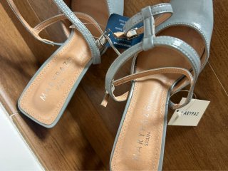 Zapatos Mary Paz celestes pico