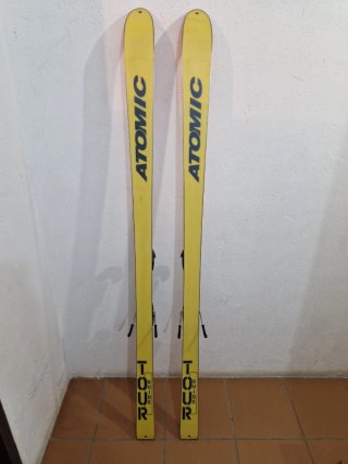 Esquís de travesía Atomic 175cm