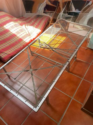 Cama plegable de metal con colchón